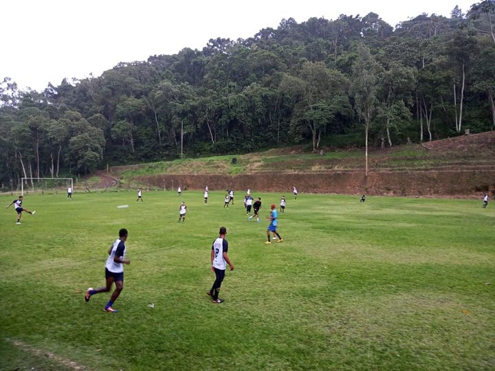 Projeto Transformando Vidas Pelo Esporte Caxambu aulas Petropolis